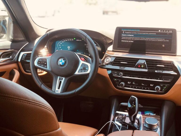 BMW X7 The Ultimate Luxury 7-Seater SUV